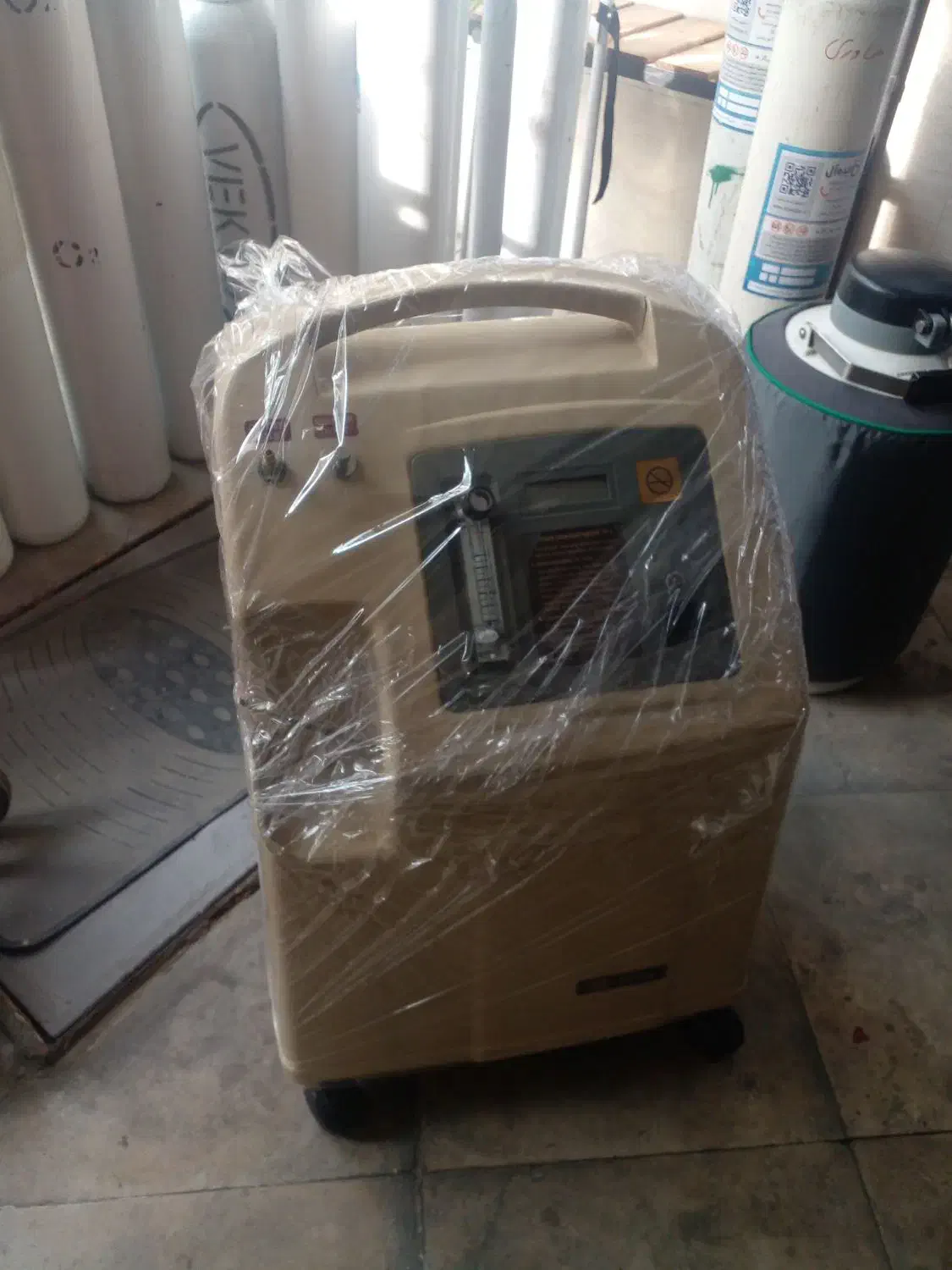 اکسیژن ساز در حد یووِل ۵ لیتری|آرایشی، بهداشتی، درمانی|تهران, استاد معین|دیوار