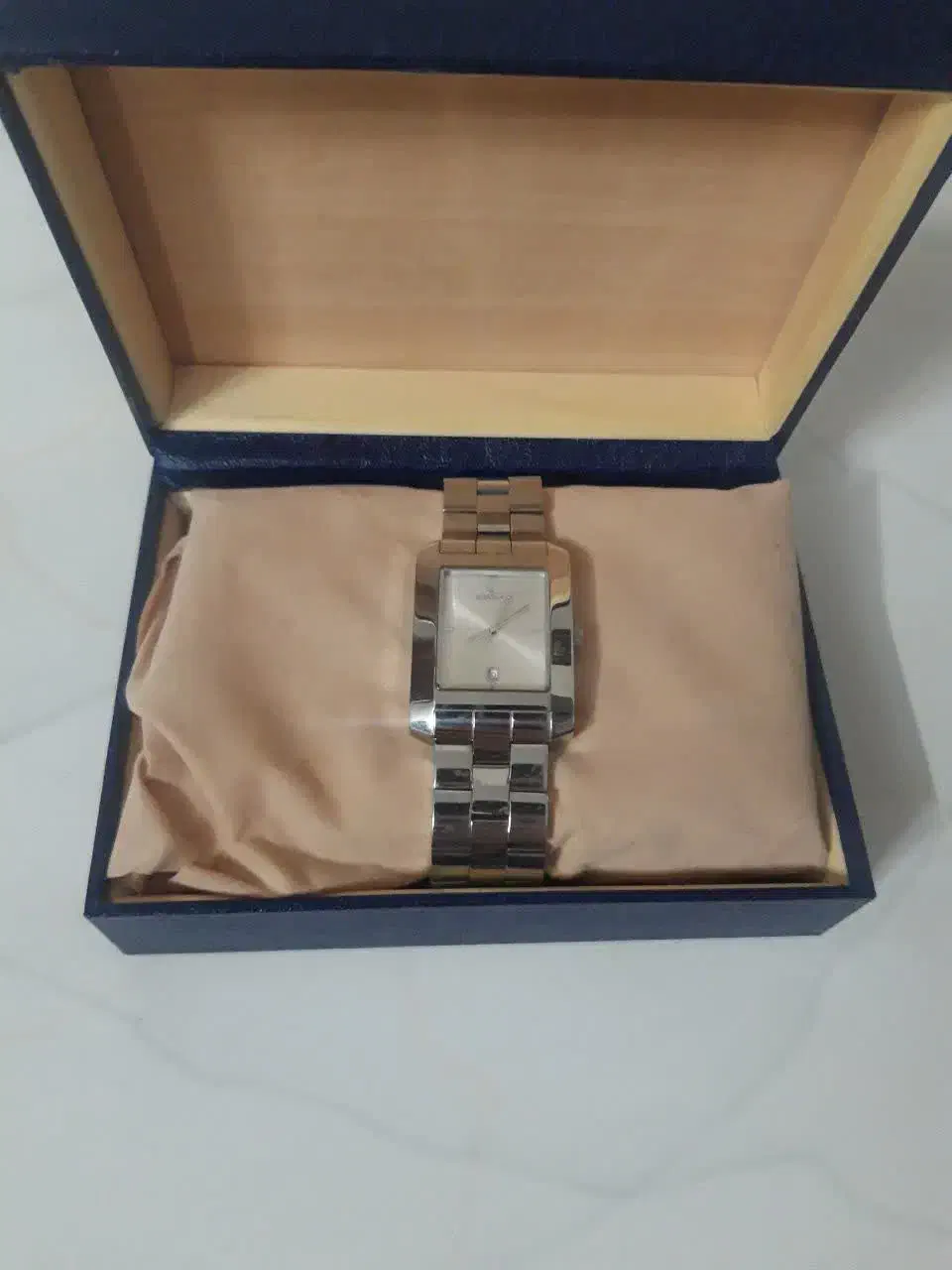 ساعت نو|ساعت|ورامین, ورامین|دیوار