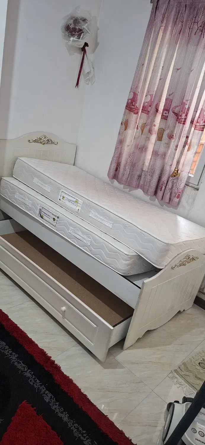 تخت دو طبقه|تخت و سرویس خواب|کرج, خرمدشت|دیوار