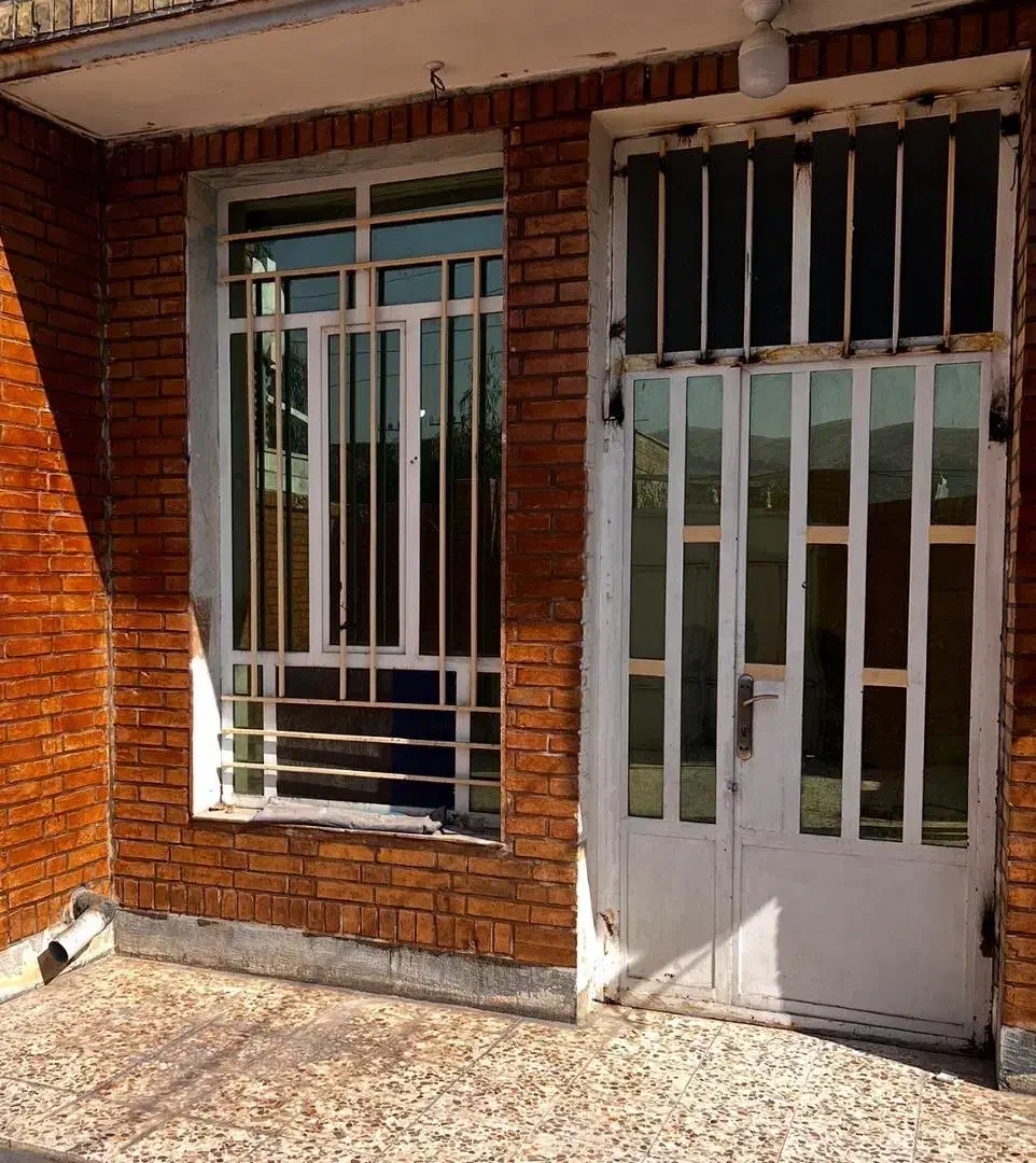 درب و دو عدد پنجره|ابزارآلات|ایذه, |دیوار