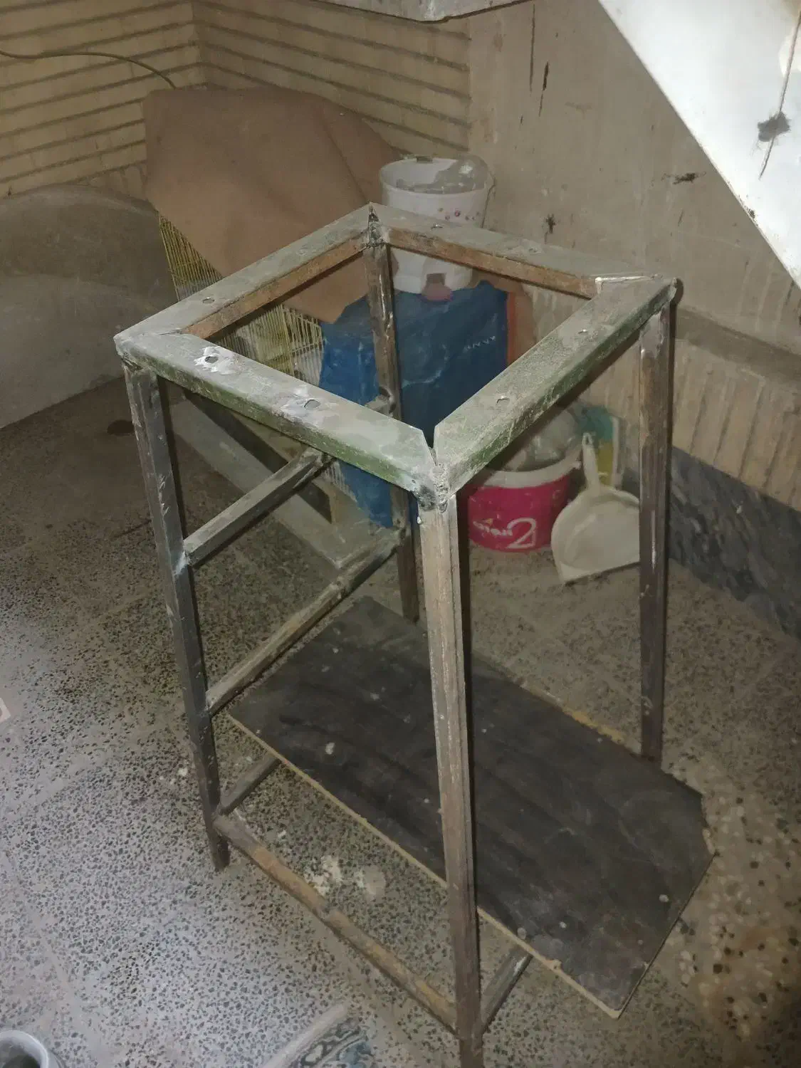 چهارپایه سالم فروش فوری|صندلی و نیمکت|زاهدان, |دیوار