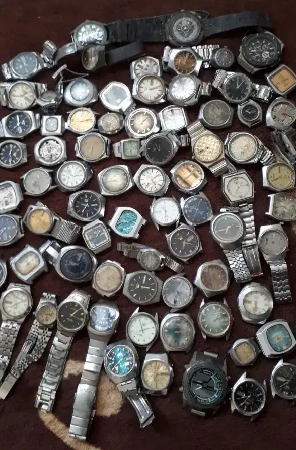 خر.ید انواع ساعت اتومات سیکو.اورینت.سیتیزن.رادو|ساعت|قم, میدان نو|دیوار