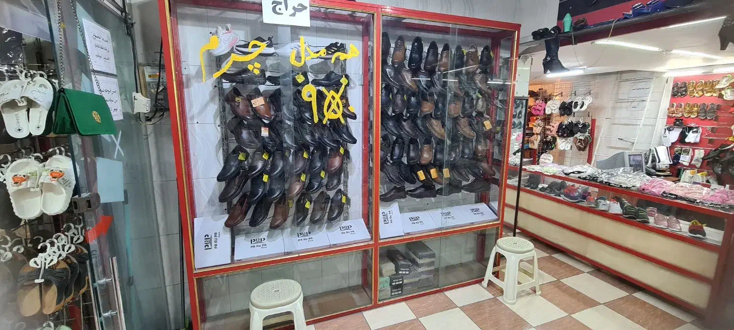 کلیه لوازم کفش فروشی ویترین رگال دکور|کیف، کفش، کمربند|شیراز, شریفآباد|دیوار