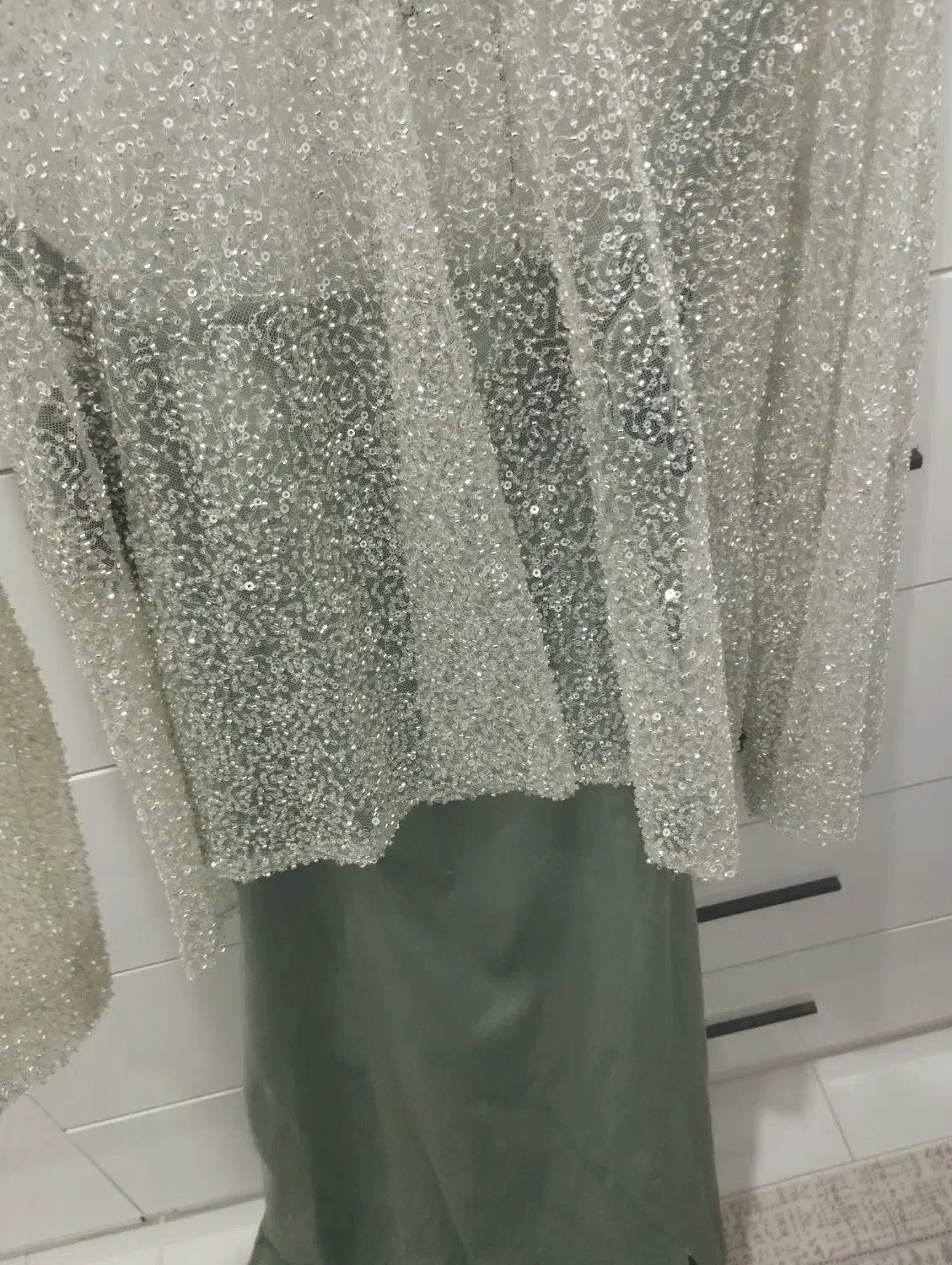 لباس مجلسی|لباس|نیشابور, خط کاشمر|دیوار