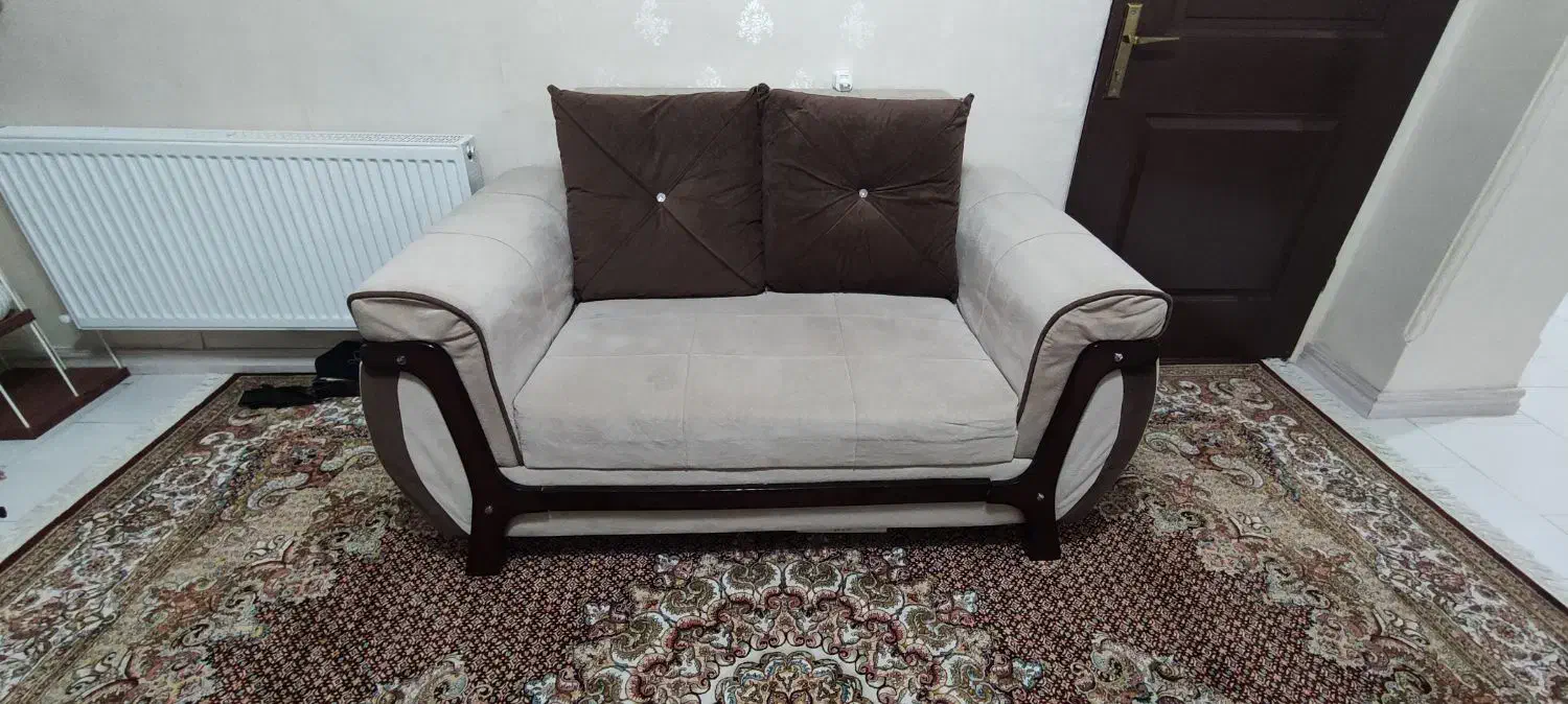 مبل ۶ نفره|مبلمان خانگی و میز عسلی|رشت, شهرک شهید رجایی|دیوار