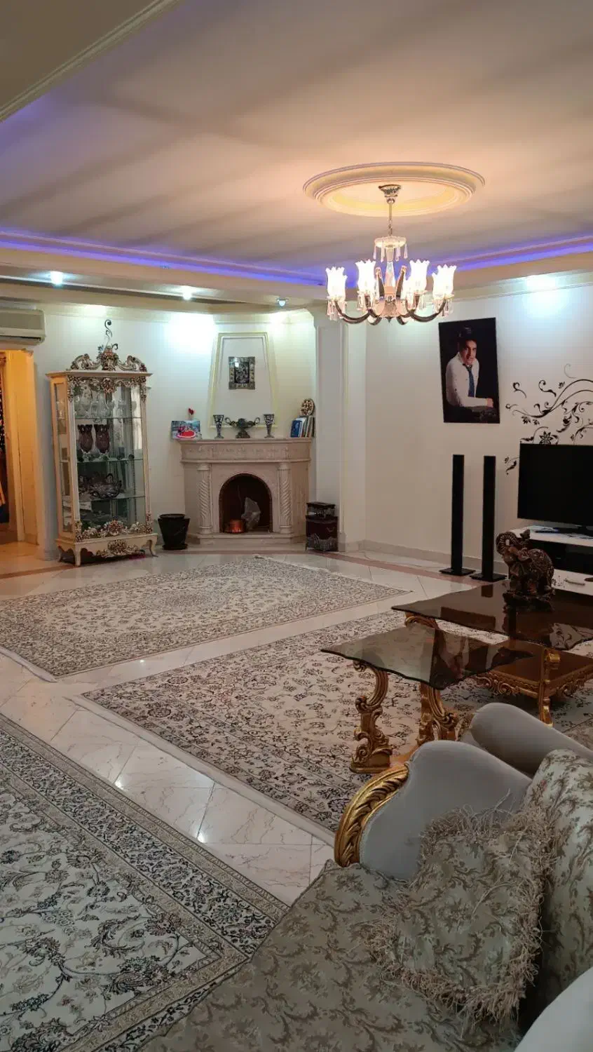 آپارتمان تکواحد۱۱۵متر طبقه۲ پارکینگ انباری آسانسور|فروش آپارتمان|تهران, منیریه|دیوار