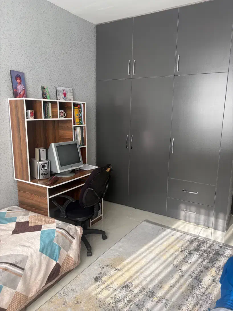 تختخواب نوجوان|تخت و سرویس خواب|هشتگرد, فاز ۱ مهستان|دیوار