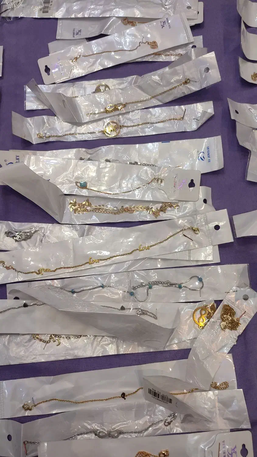 همه بدلیجات فقط ۱۰ میلیون|بدلیجات|اصفهان, شهرک کاوه|دیوار