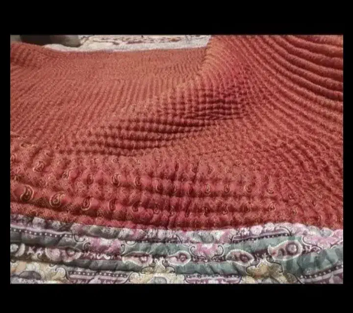 لحاف کرسی|رختخواب، بالش، پتو|مبارکه, |دیوار