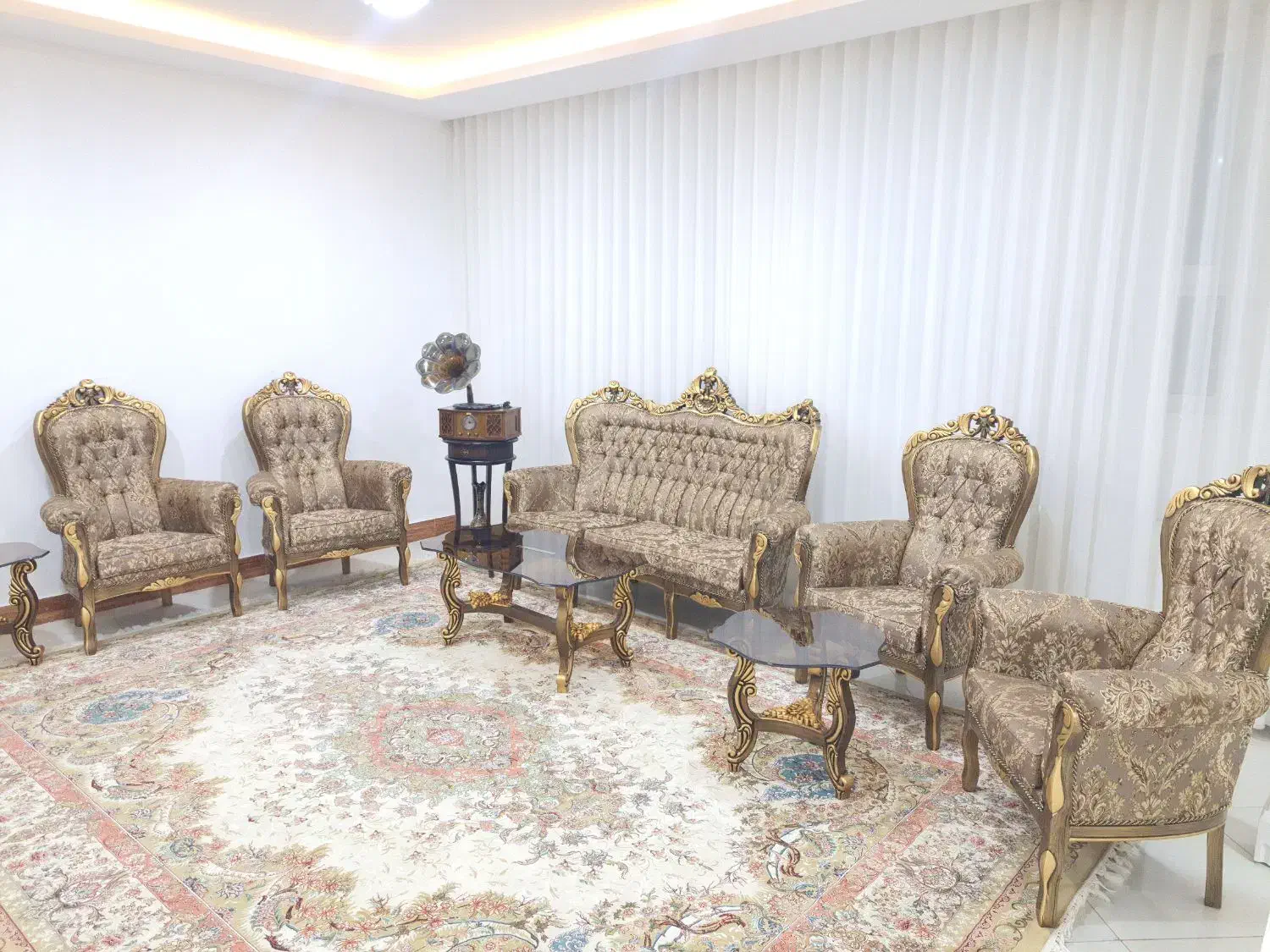 مبل اصفهان|مبلمان خانگی و میز عسلی|قائن, |دیوار