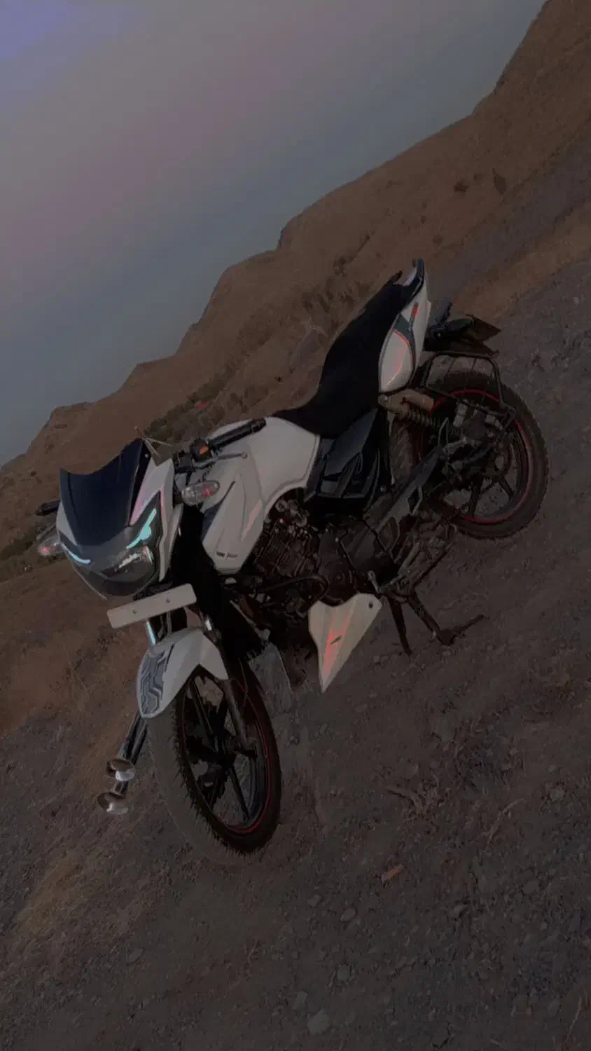 موتور آپاچی 180 سفید|موتورسیکلت|مشهد, توس (بلوار توس)|دیوار