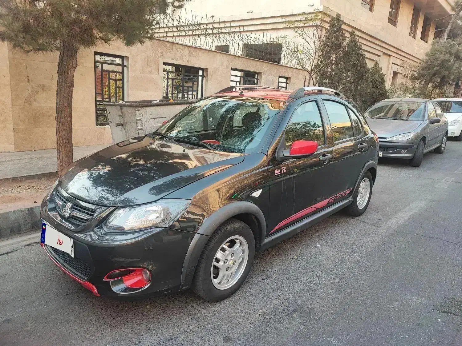 کویک r مشکی قرمز کم کارکرد|خودرو سواری و وانت|تهران, جنت‌آباد جنوبی|دیوار