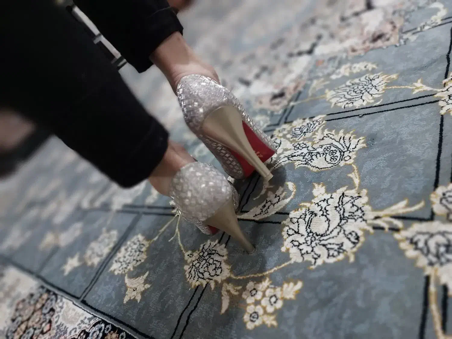 کفش و کیف مجلسی|کیف، کفش، کمربند|قم, باسکول|دیوار