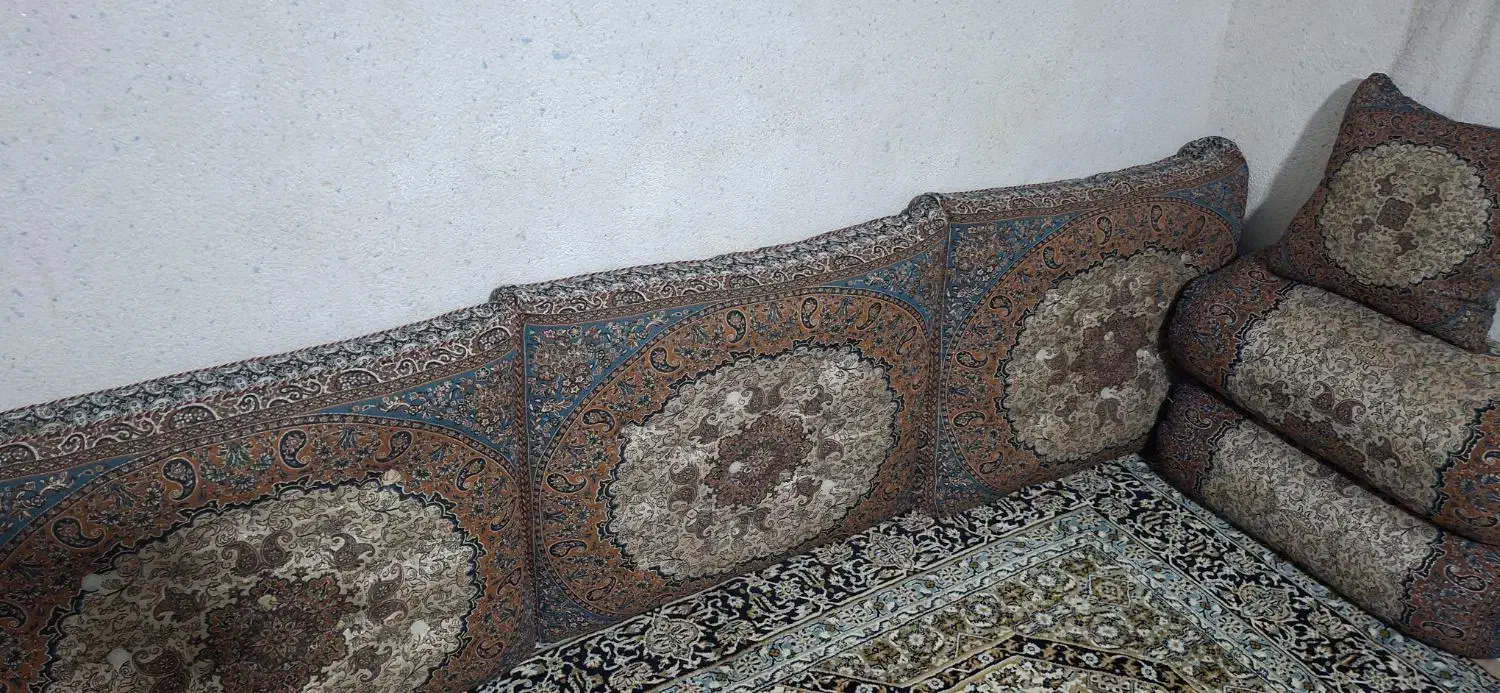 پشتی ترمه شاه‌نشین|پشتی|کرج, عظیمیه|دیوار