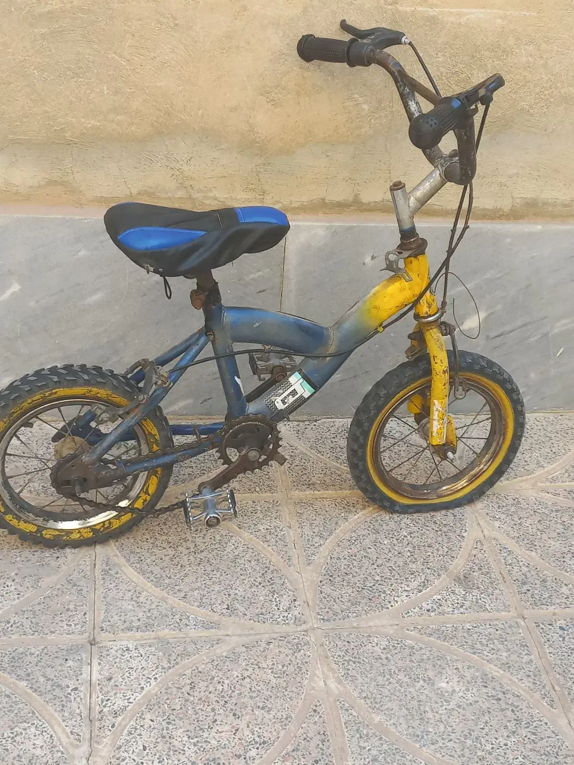 دوچرخه نیاز به تعمیر ۴۰۰ هزار تومان|دوچرخه، اسکیت، اسکوتر|قرچک, شهرک گلها|دیوار