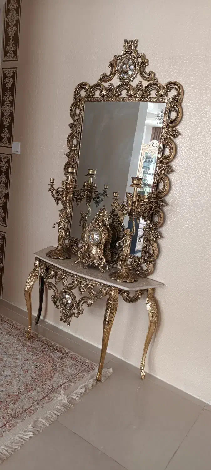 آیینه وشمعدان برنز|بوفه، ویترین، کنسول|خوی, |دیوار