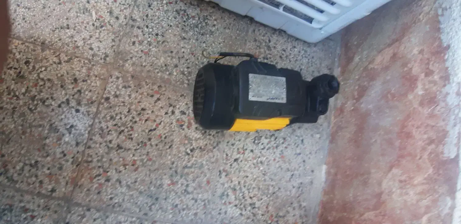 پمب اب نیم اسب|سایر لوازم برقی|شیراز, محراب|دیوار