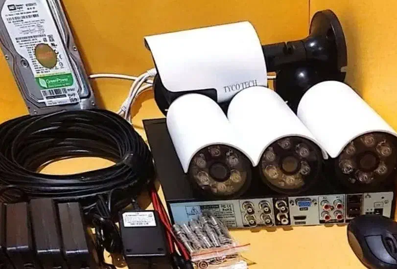 دوربین مداربسته *+× تقویم شمسی و کابل ترکیبی+|دوربین مداربسته|سقز, |دیوار