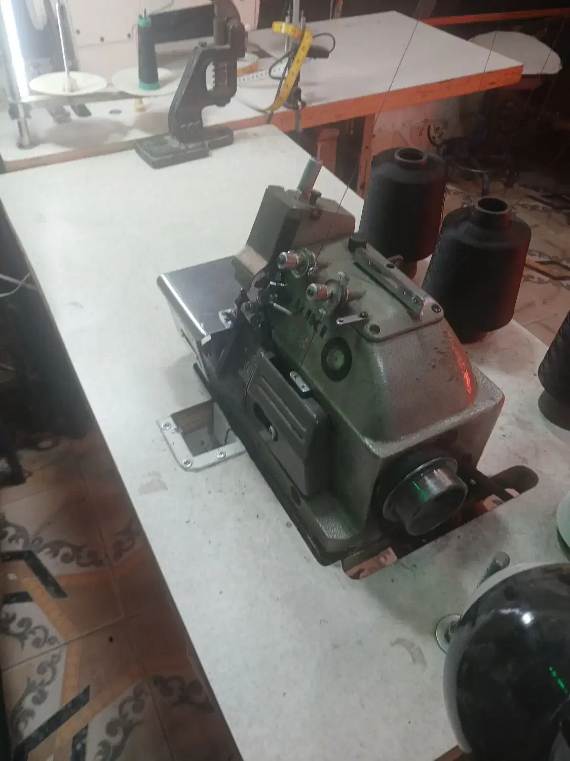 لبه دوز و دو عدد پس دوزی دمپا|چرخ خیاطی و ریسندگی|کوهدشت, |دیوار