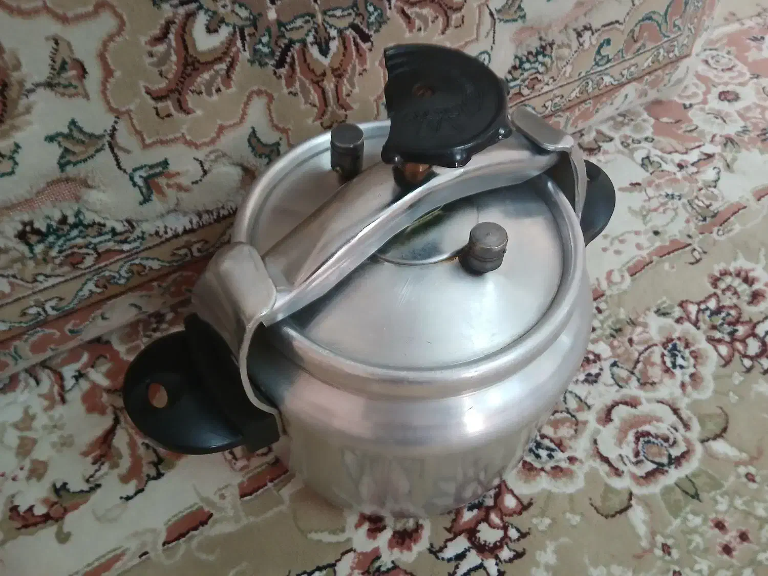 وسائل آشپزی .نو|ظروف پخت‌وپز|الوند, |دیوار