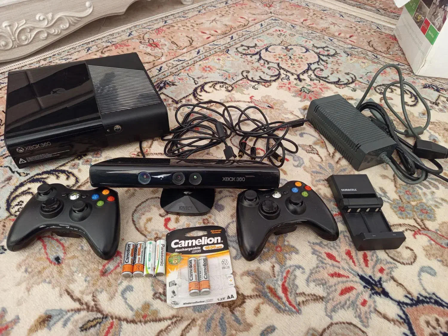 ایکس باکس سوپر اسلیم به همراه کینکت و دو دسته|کنسول، بازی ویدئویی و آنلاین|تهران, نارمک|دیوار