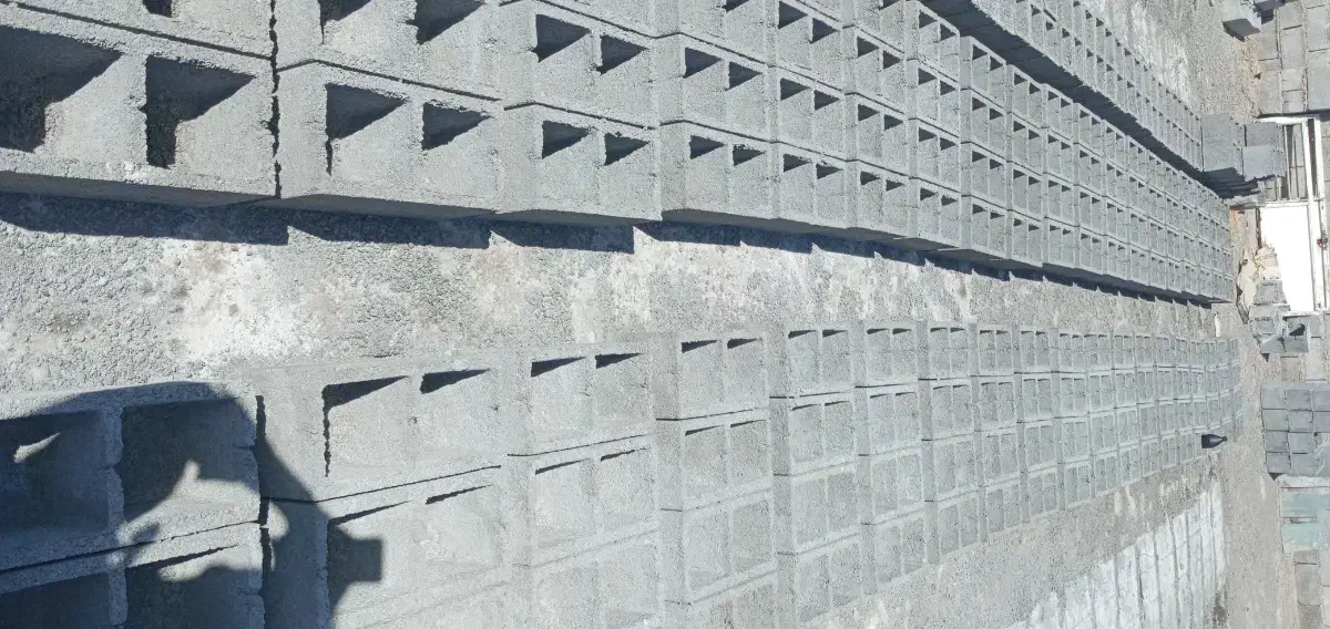 بلوک استخر ودیوارکشی ،سبک وسنگین،لوله سیمانی ودرب|مصالح و تجهیزات ساختمان|صوفیان, |دیوار