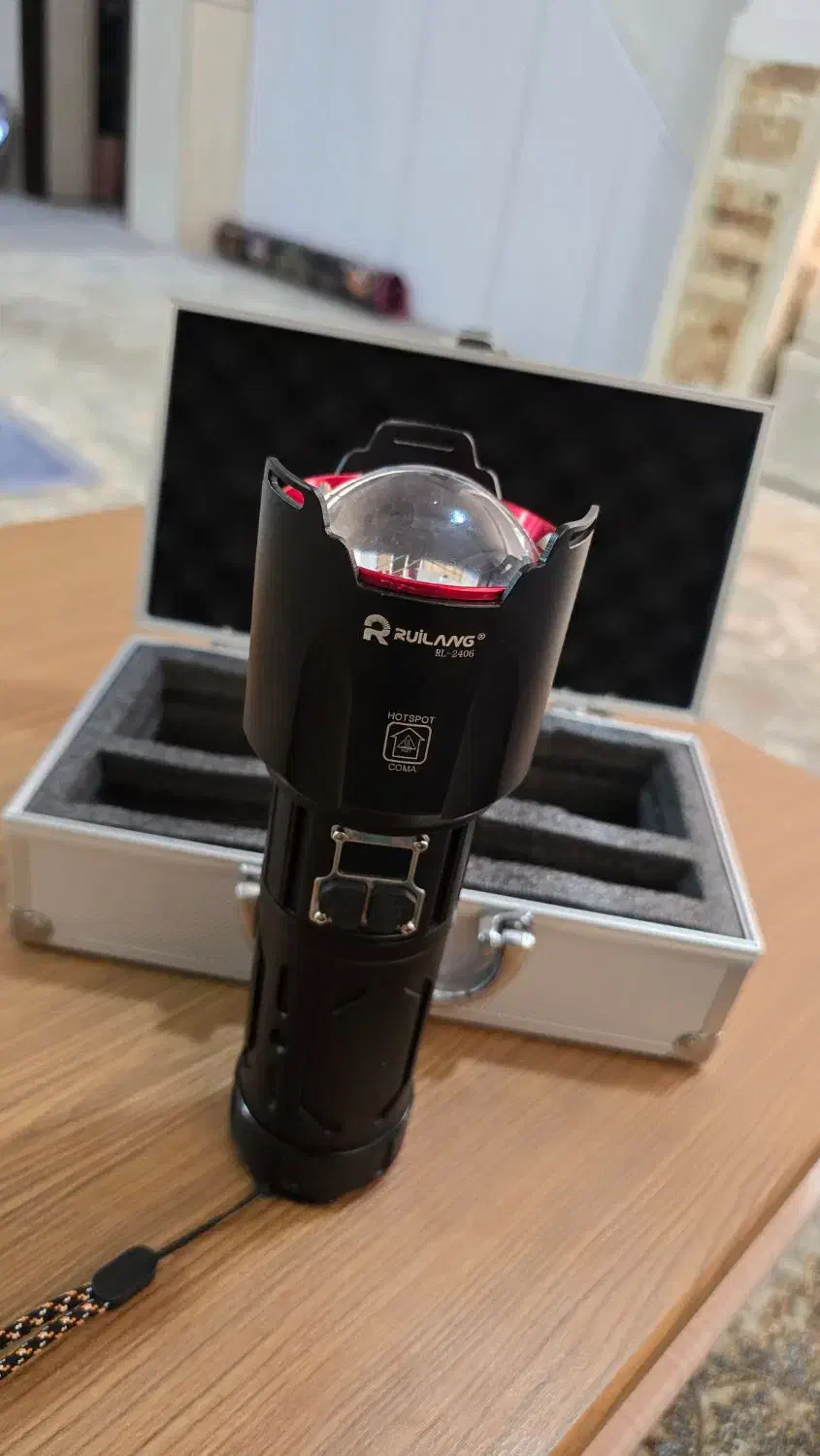 چراغ قوه شکاری زیگنارو آبپخش|کوهنوردی و کمپینگ|برازجان, |دیوار