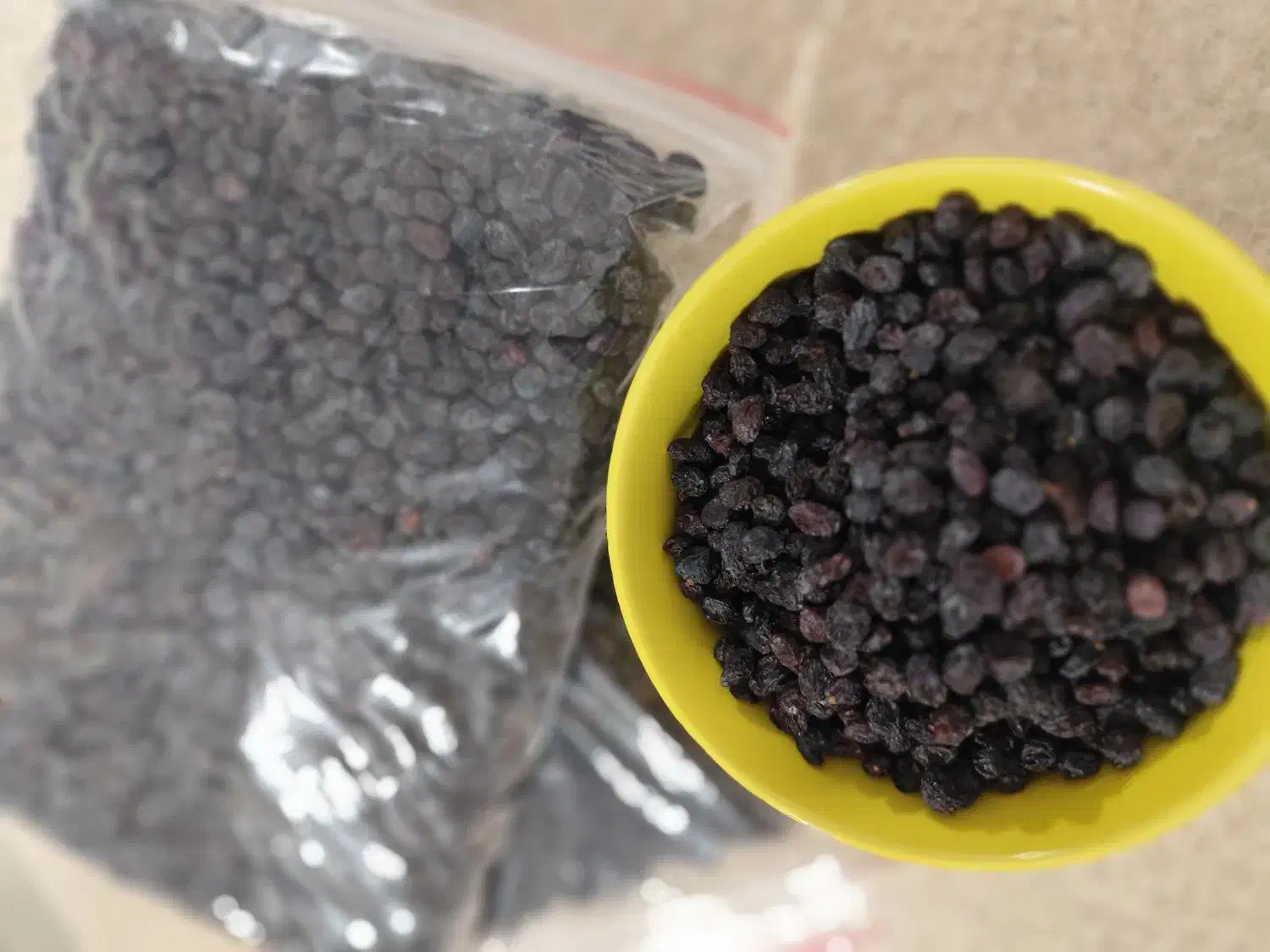 کشمش|خوردنی و آشامیدنی|ساوه, |دیوار