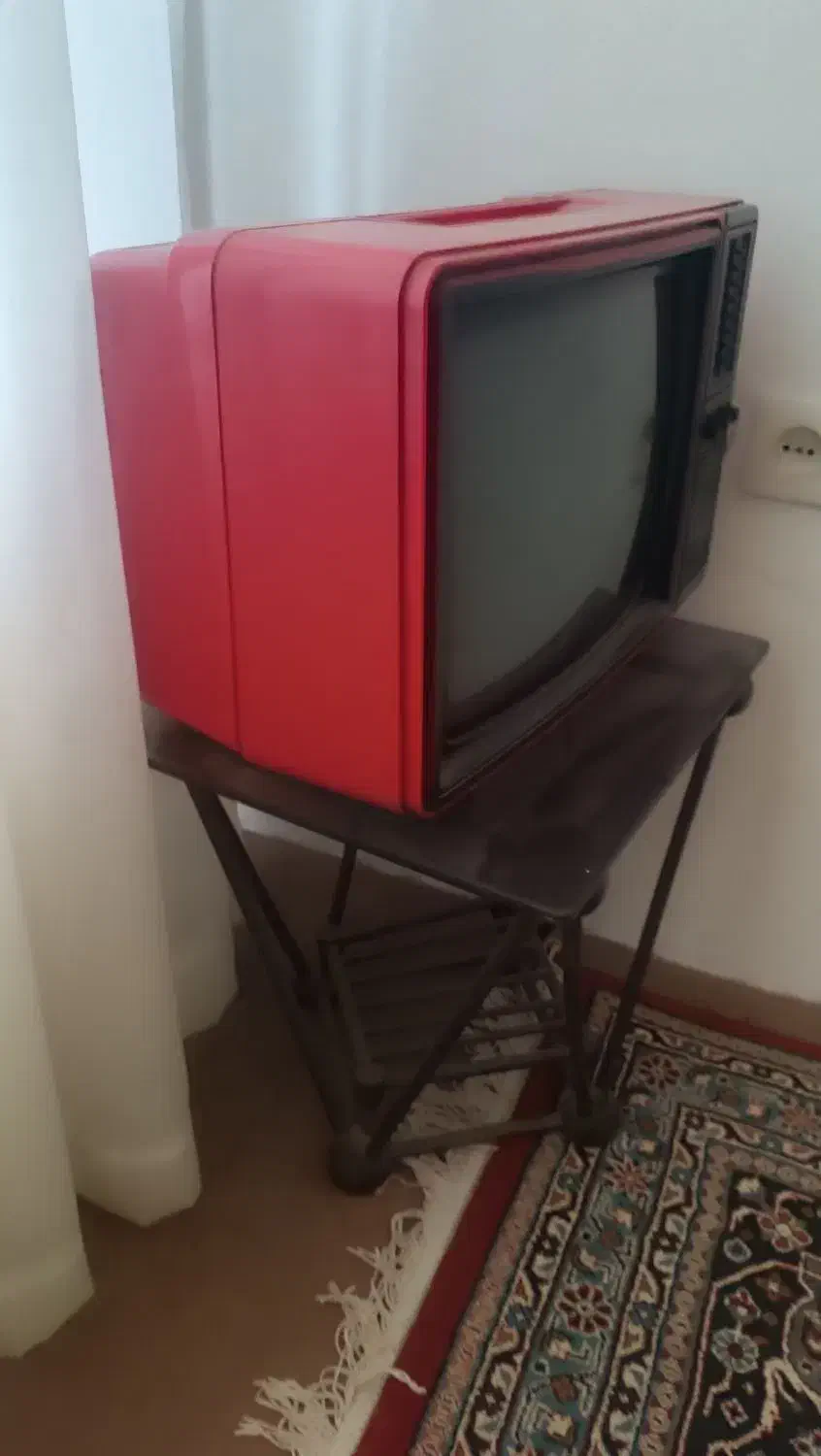 تلویزیون قدیمی عتیقه|تلویزیون و پروژکتور|ارومیه, |دیوار