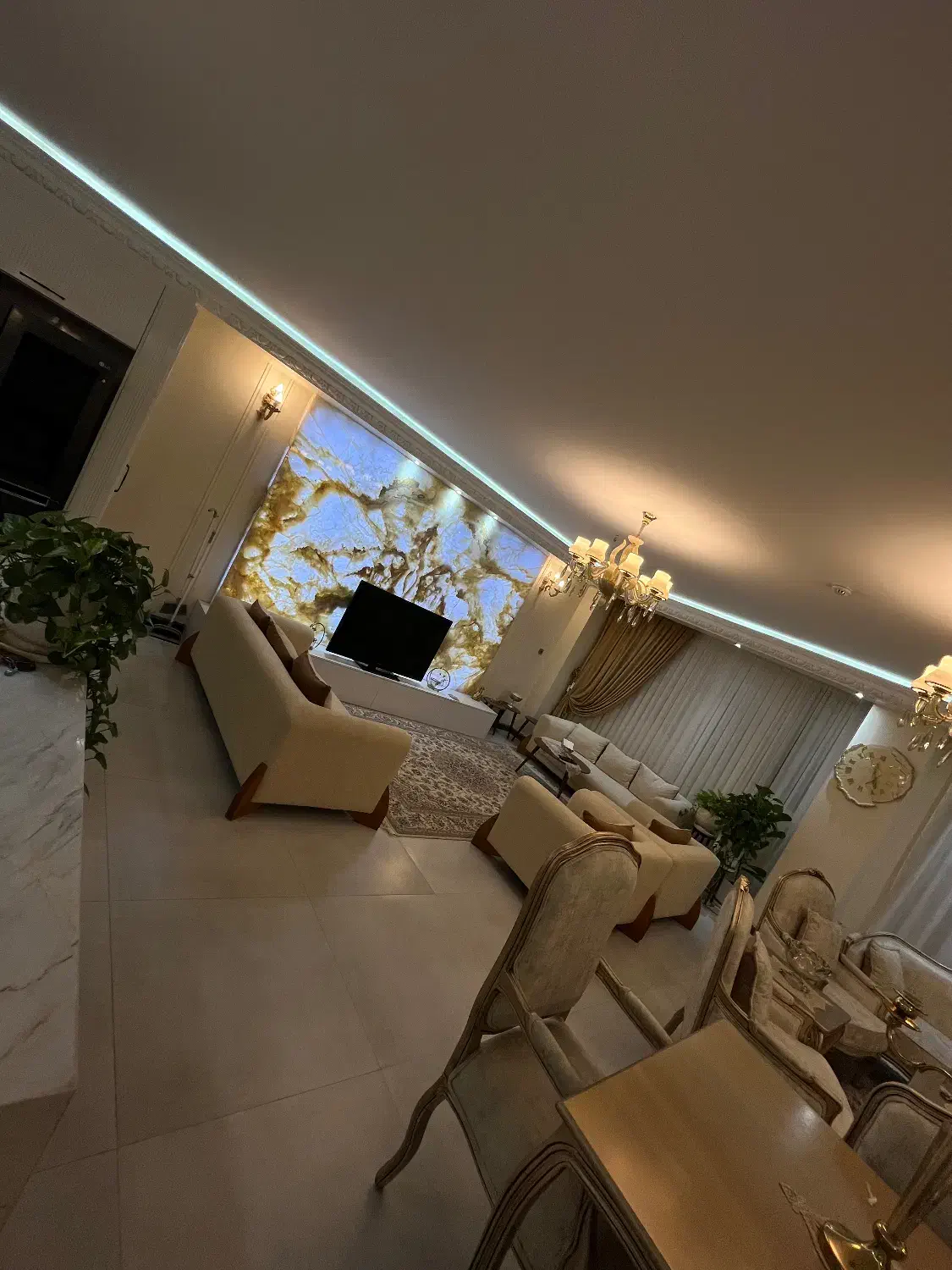 آپارتمان لوکس ۳ خواب برند دیاموند|فروش آپارتمان|شاهینشهر, عطار|دیوار