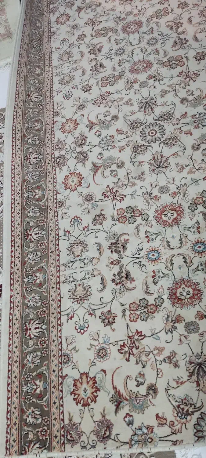 فوری فروش فرش( کناره)|فرش|گلبهار, شهر جدید گلبهار|دیوار