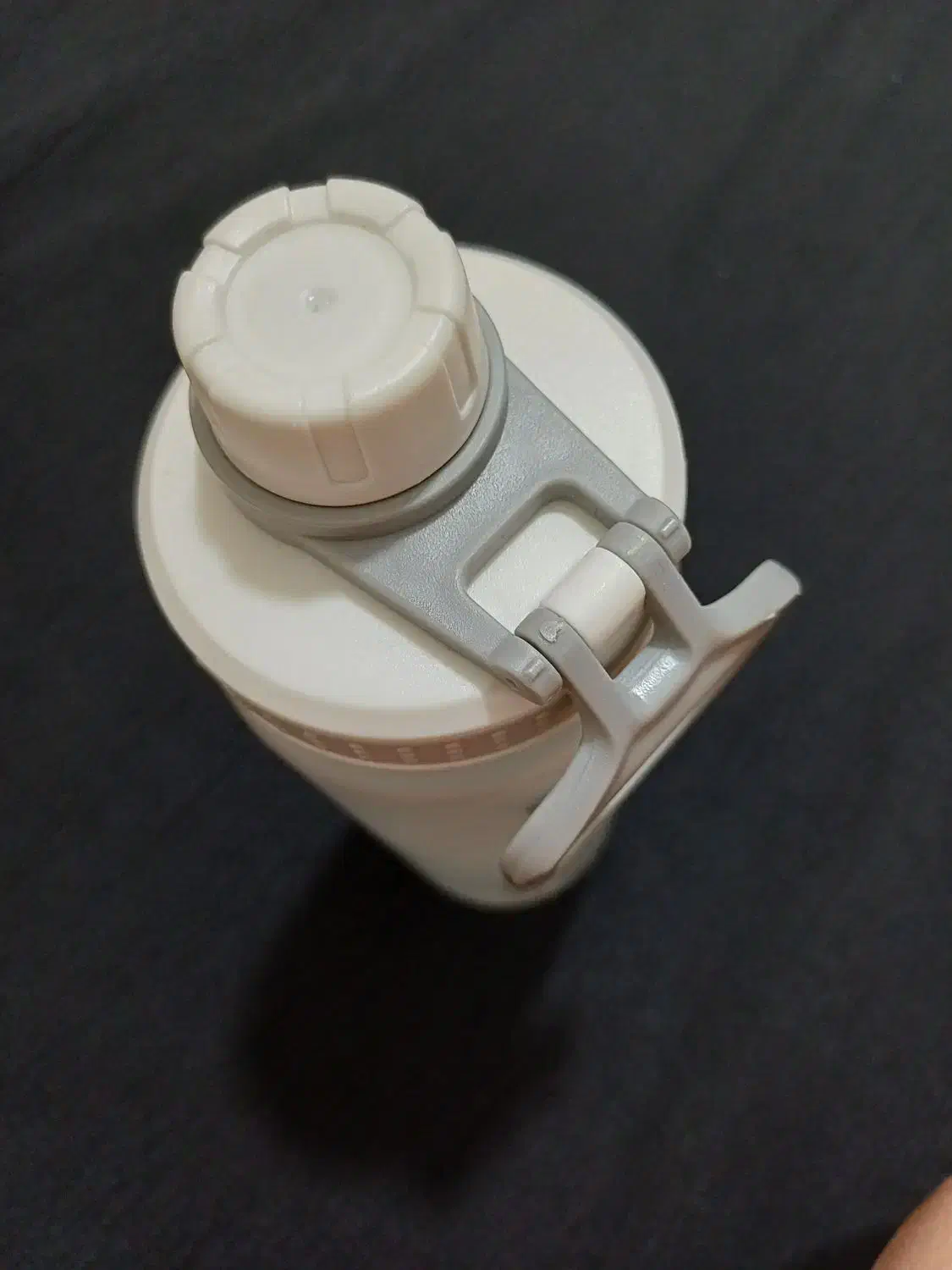 فروش یک عدد قمقمه نو|ظروف نگهدارنده، پلاستیکی، یکبارمصرف|شیراز, پودنک|دیوار