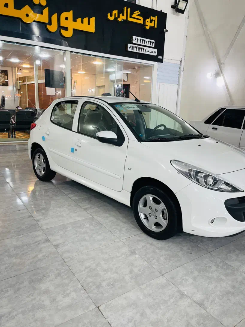 پژو۲۰۷سقف فلزمدل ۱۴۰۴دنده درحدخشک|خودرو سواری و وانت|رشت, جانبازان|دیوار