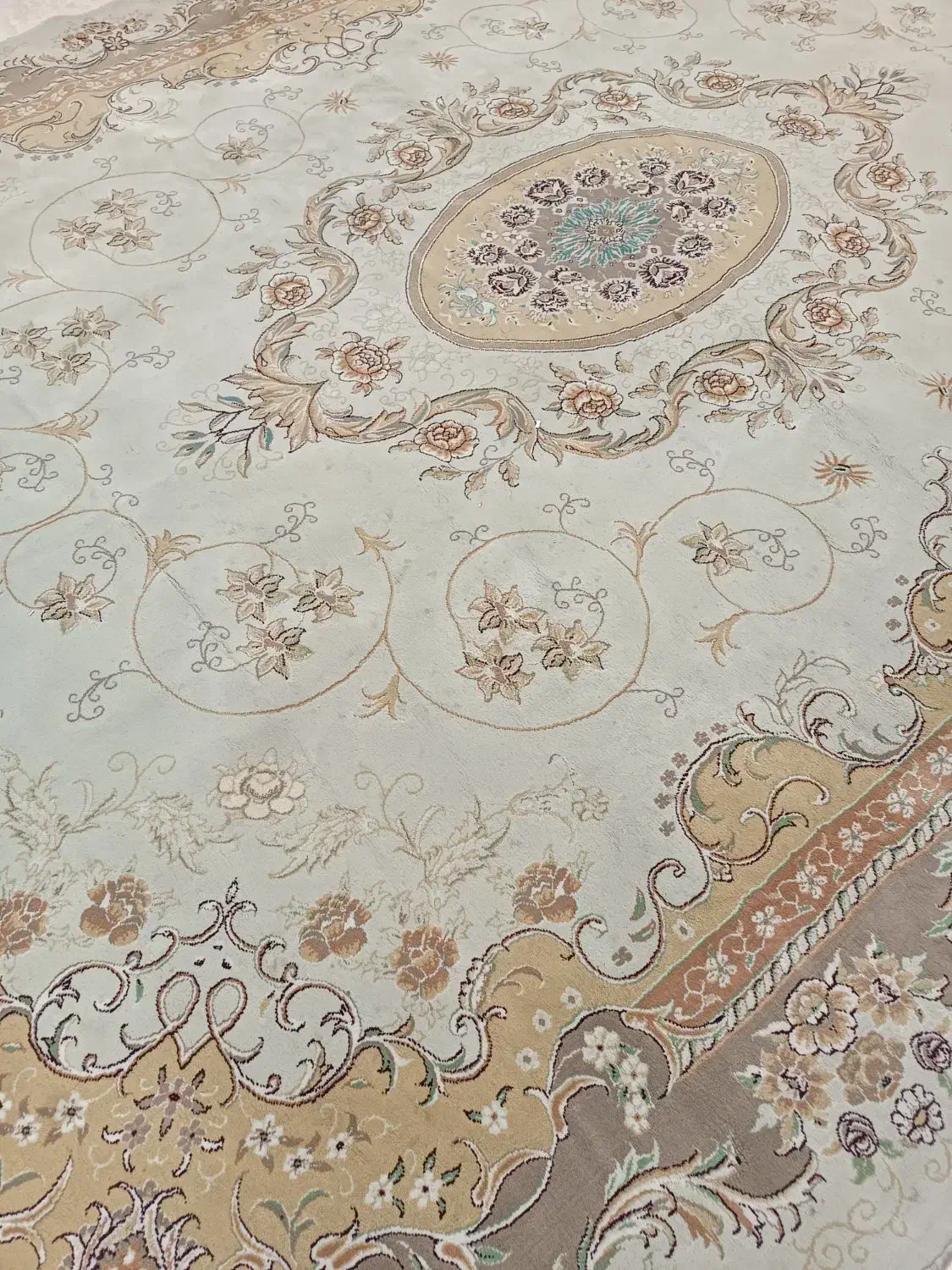 فرش|فرش|ری, صفاییه (چشمه علی)|دیوار