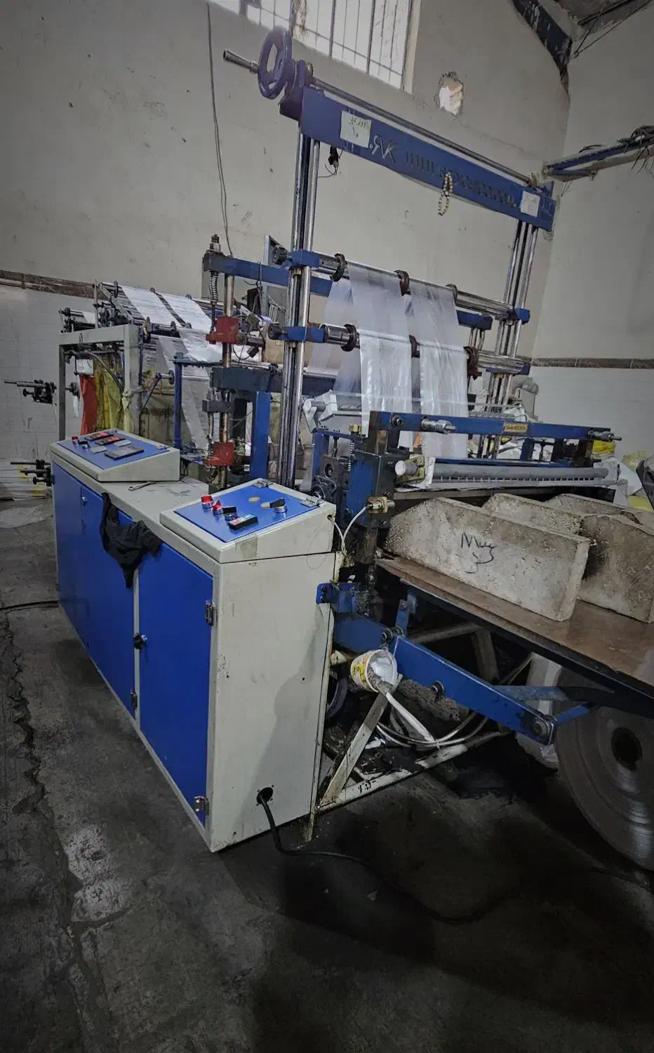 نیازمند دوختکار نایلکس شفاف|استخدام صنعتی، فنی، مهندسی|ورامین, شهرک مدرس|دیوار