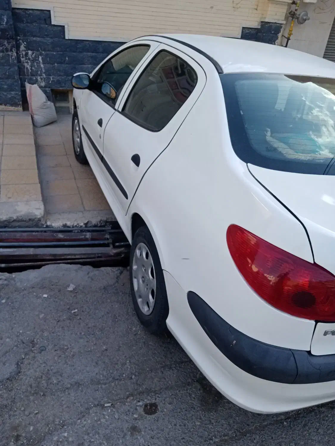 ۲۰۶صندوق دار تیپ پنج|خودرو سواری و وانت|خرم‌آباد, |دیوار