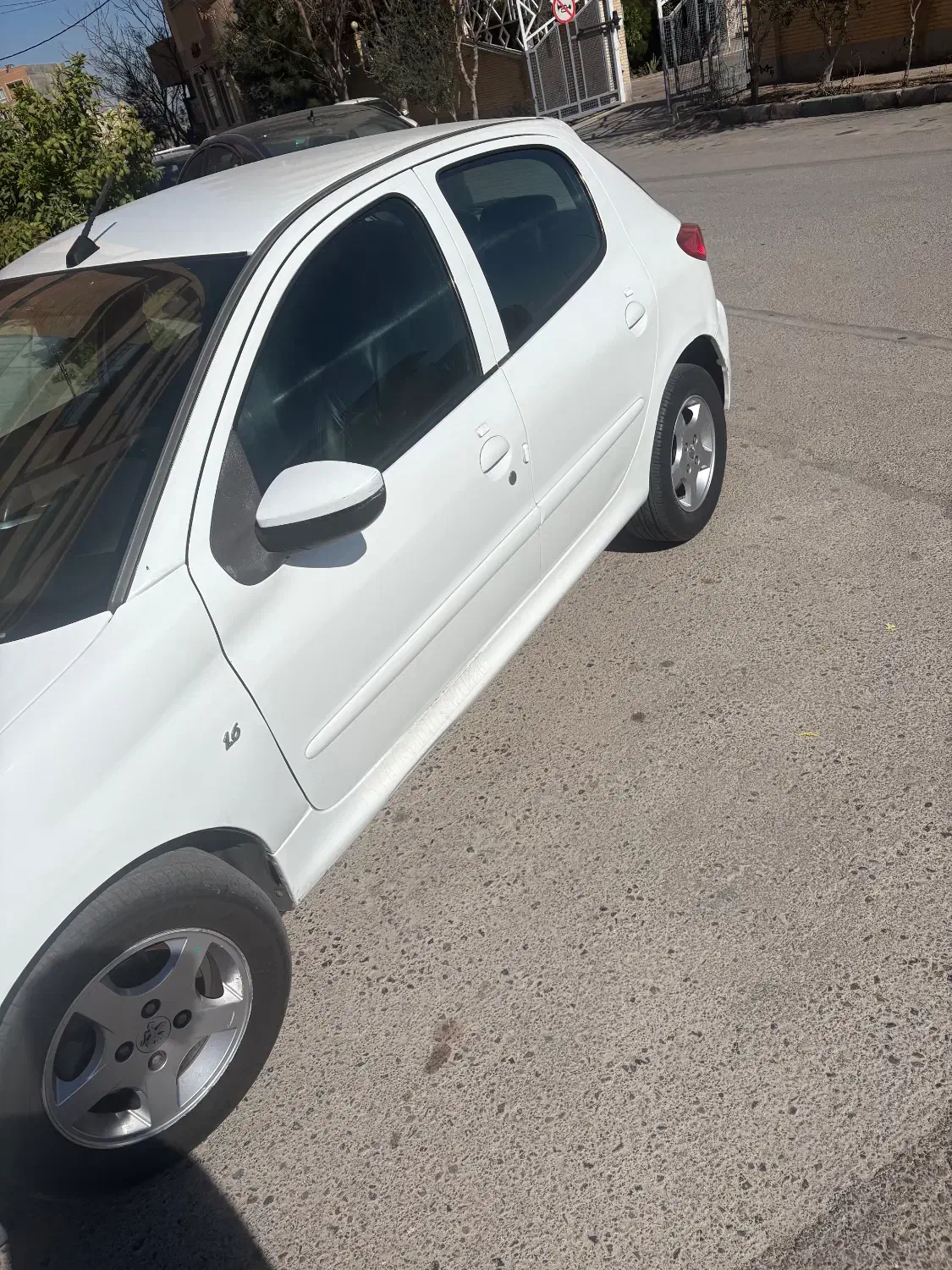 207 مدل 96|خودرو سواری و وانت|یزد, |دیوار