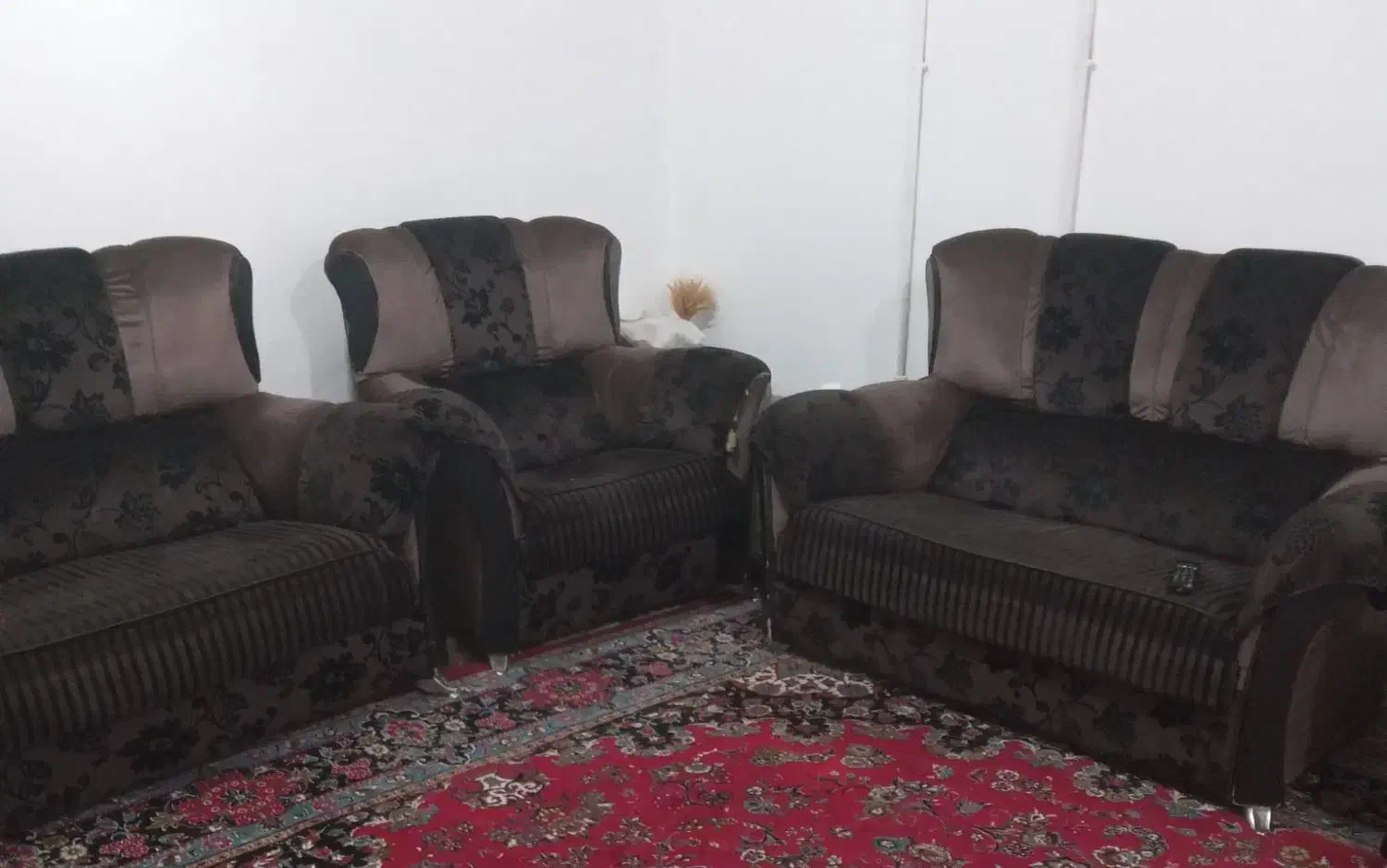 مبل هفت نفره|مبلمان خانگی و میز عسلی|کنارک, |دیوار