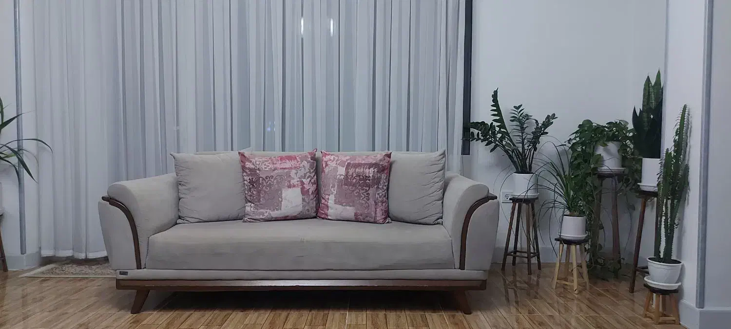 مبل راحتی|مبلمان خانگی و میز عسلی|شاهین‌شهر, شهرک گلدیس|دیوار