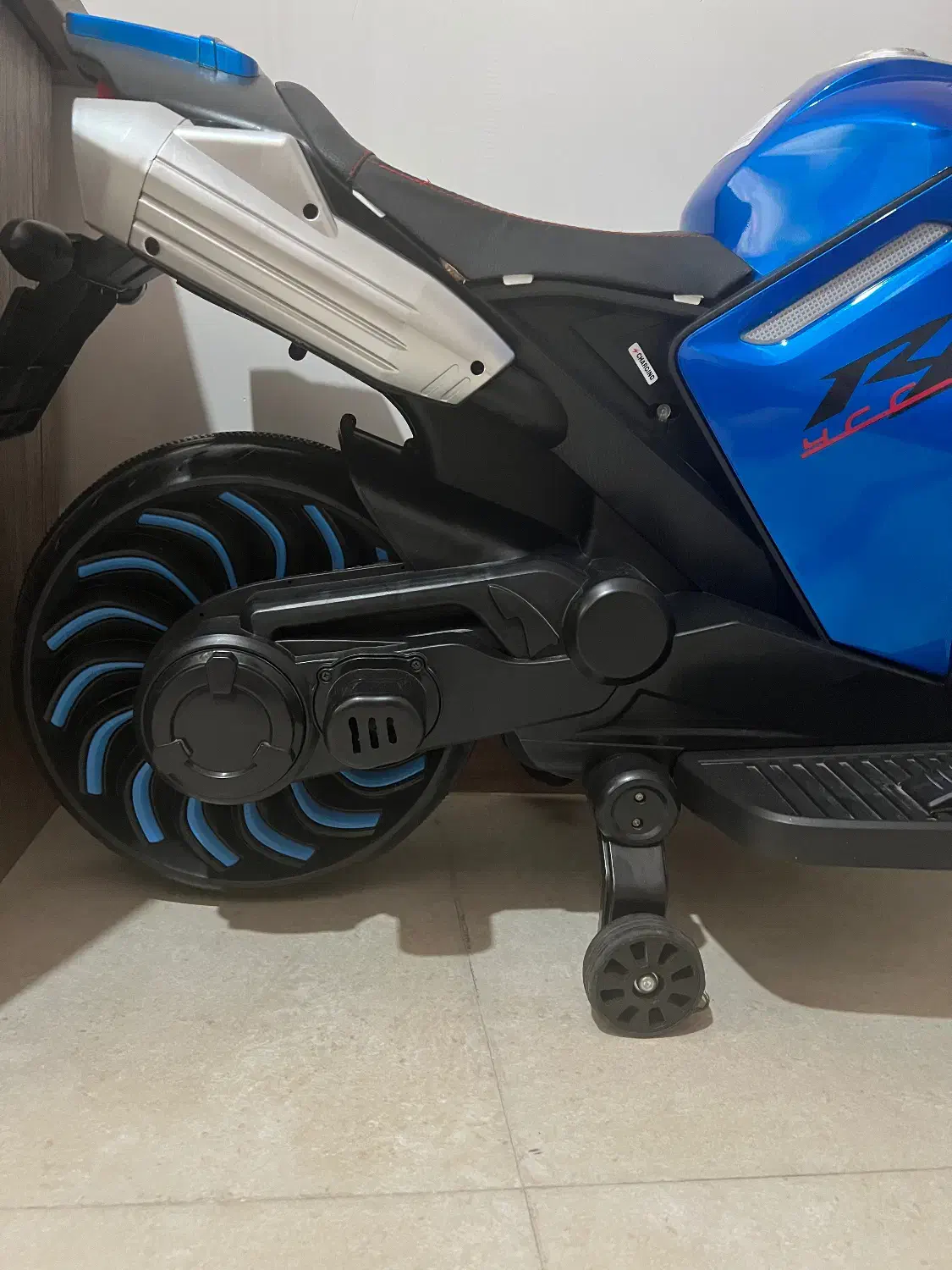 موتور شارژی|اسباب‌‌بازی|رشت, انصاری|دیوار