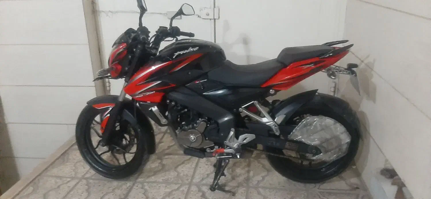 ns200|موتورسیکلت|ورامین, شهرک مدرس|دیوار