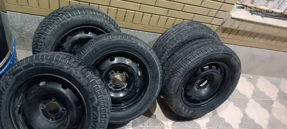 پنج حلقه رینگ لاستیک 14|قطعات یدکی و لوازم جانبی|شیراز, شهرک رضوان|دیوار