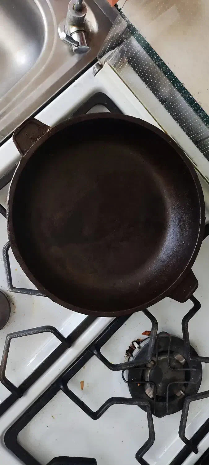 ماهی تابه چدن|ظروف پخت‌وپز|بیرجند, |دیوار