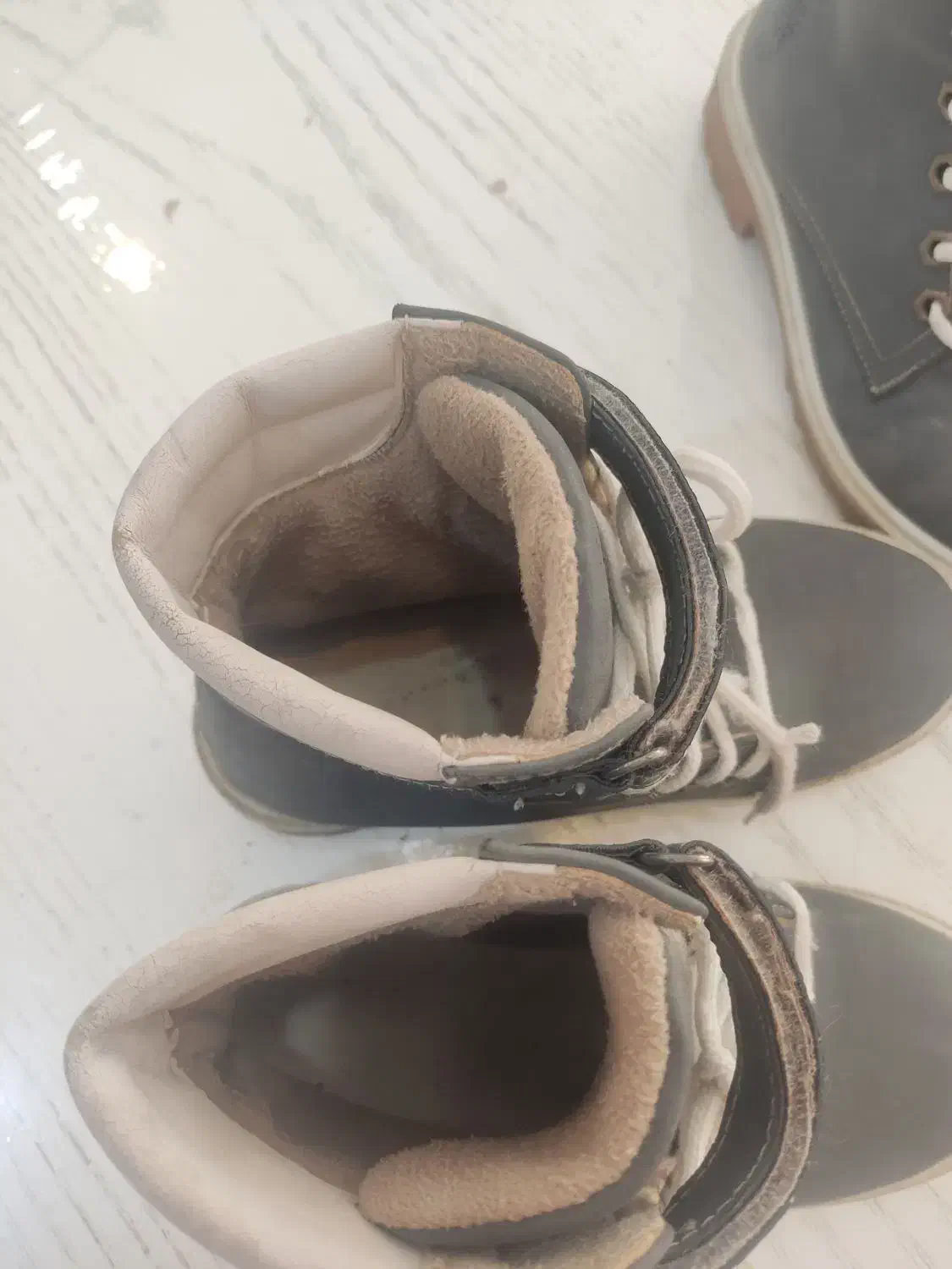 بوت مناسب دوقلو|کفش و لباس بچه|مشهد, زمانه|دیوار