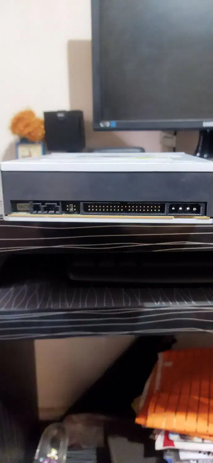 سی دی رام ال جی اصل قدیمی|قطعات و لوازم جانبی رایانه|فومن, |دیوار