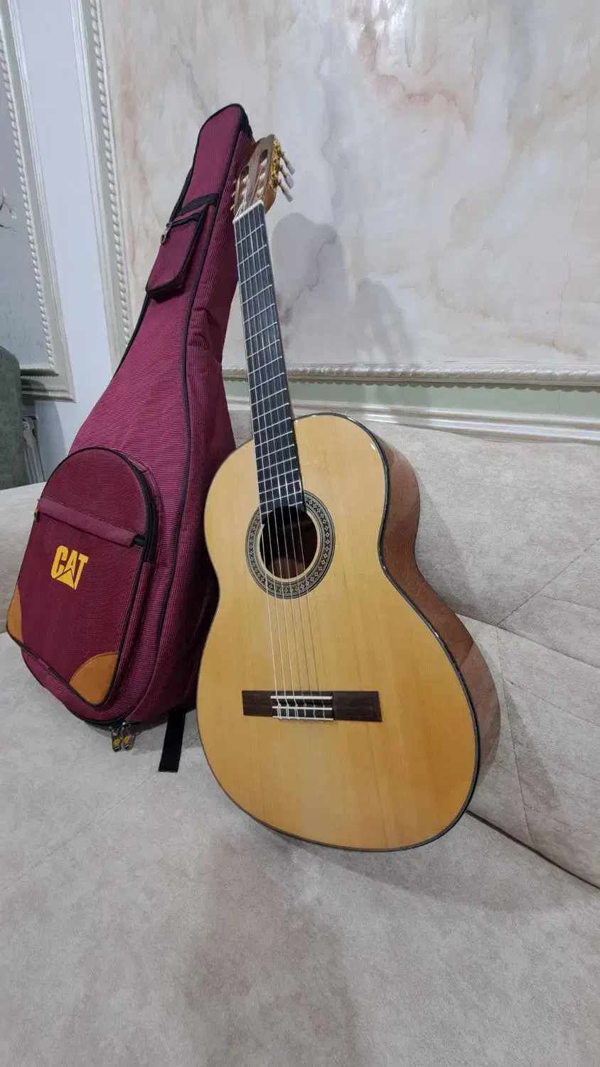 گیتار کلاسیک Aria AK-30 ژاپنی|گیتار، بیس، امپلیفایر|قائم‌شهر, |دیوار