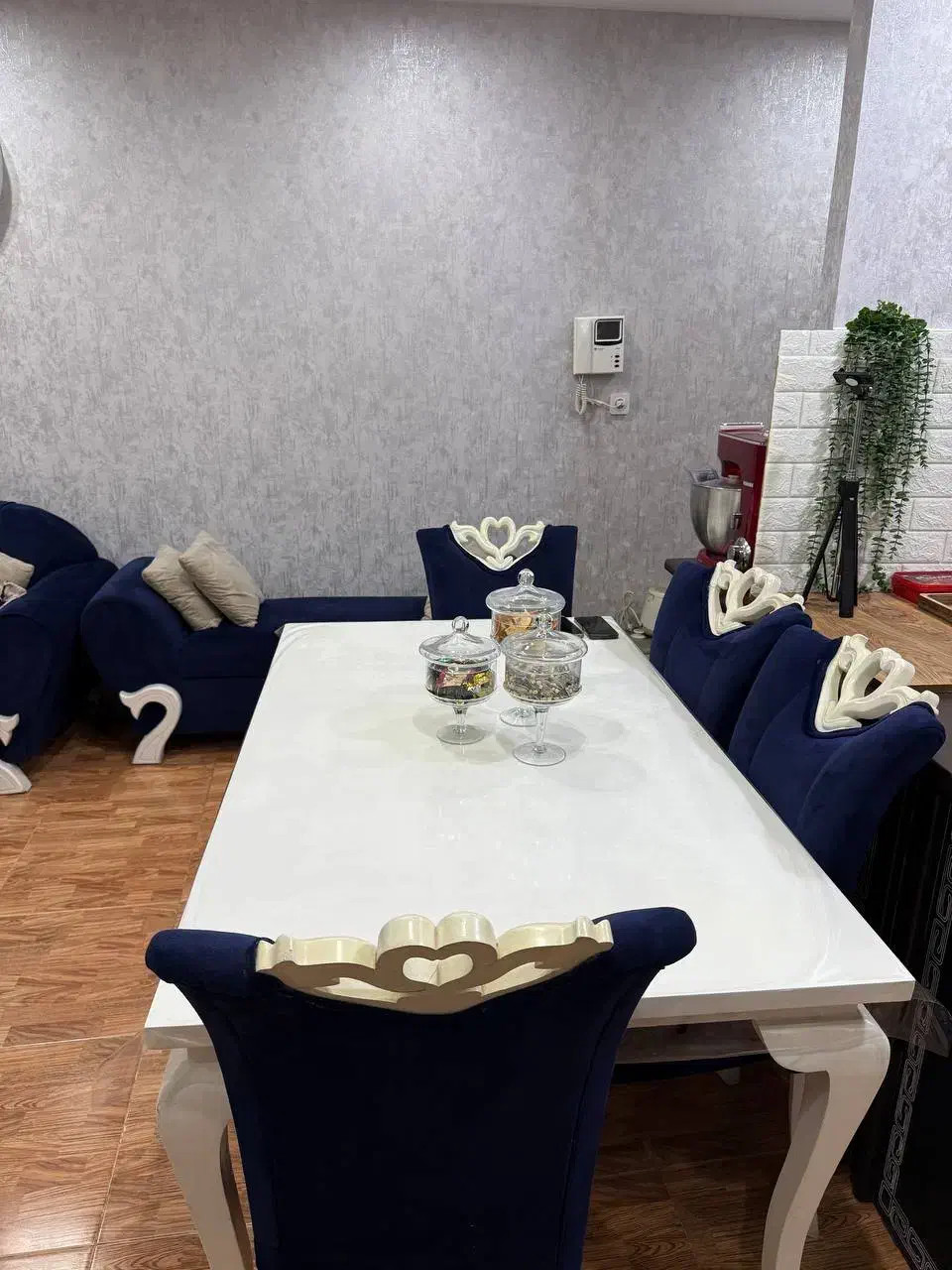 مبل ۹نفره با میز نهار خوری و عسلی|مبلمان خانگی و میز عسلی|سنگر, |دیوار