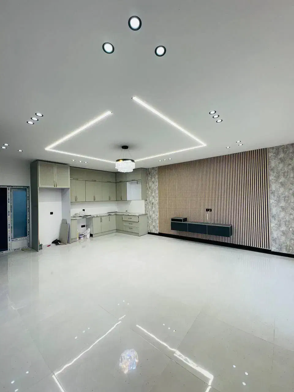 ویلادوبلکس۳۰۰متر بنا،سندتکبرگ،کوچه خصوصی|فروش خانه و ویلا|رودهن, |دیوار