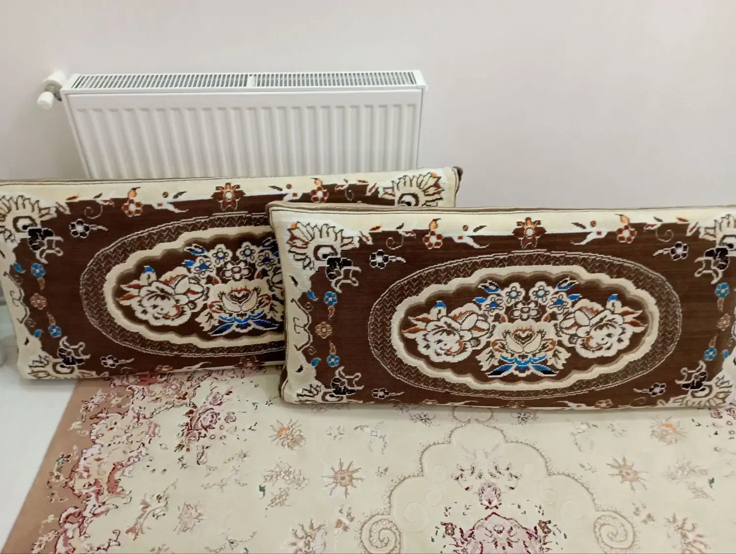 پشتی سالم|پشتی|رشت, جهاد|دیوار