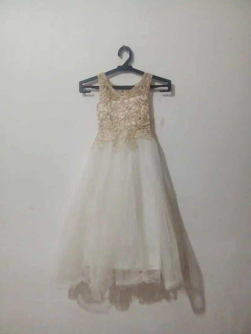 لباس مجلسی|لباس|تنکمان, |دیوار